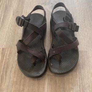 Size 7 chacos